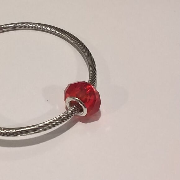 Silver Red Faceted Charm for Pandora Style Bracelet - Picture 4 of 4